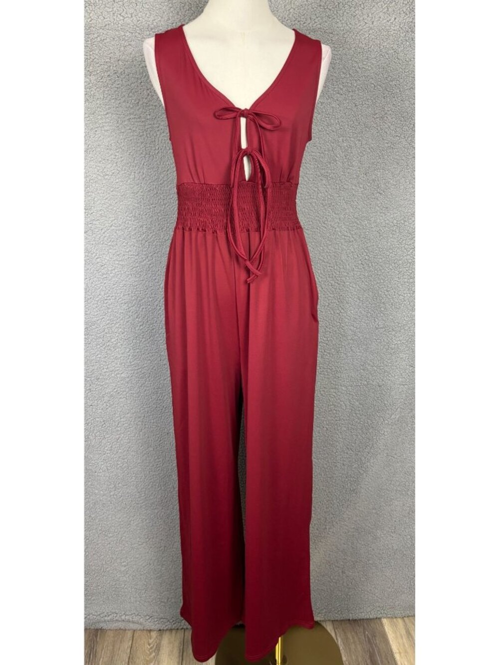 Women's Sleeveless Red Jumpsuit With Tie Front Smocked Waist Size Med NWOT's